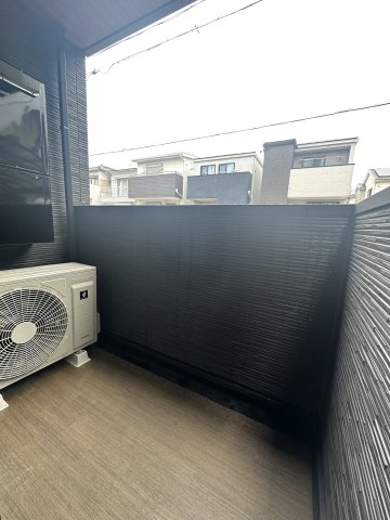 バルコニー　陽当たり良好なバルコニーです