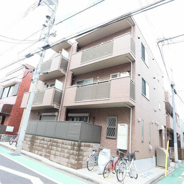 建物外観　落ち着いた雰囲気の外観です