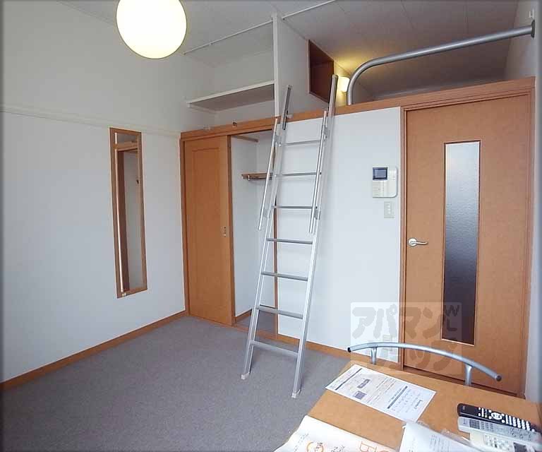 居室・リビング　明るい室内！