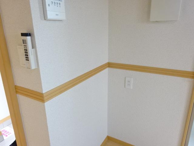 その他　各居室腰見切り