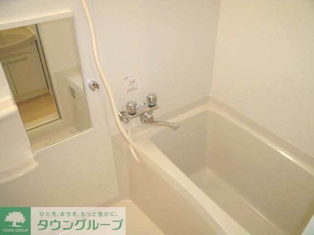 バス・シャワールーム　キレイな浴室