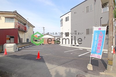 駐車場　駐車スペースもあります