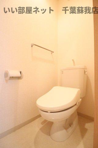 トイレ　ゆったりとした空間のトイレです