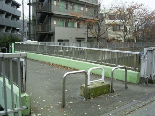 その他　駅周辺
