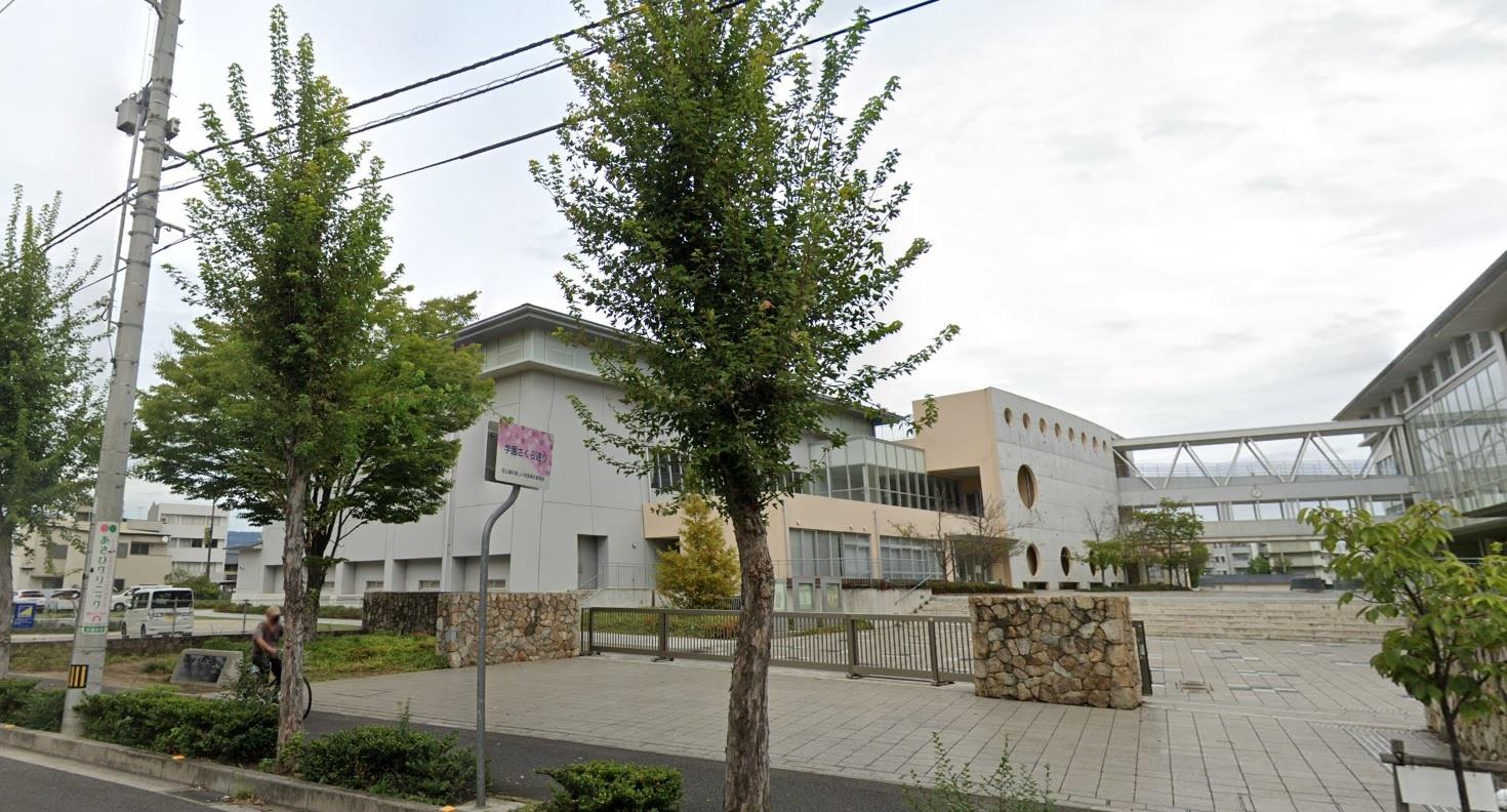 小学校　高松市立高松第一小学校（小学校）まで491m