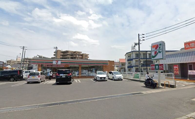 コンビニ　セブンイレブン　岡山浜店（コンビニ）まで690m