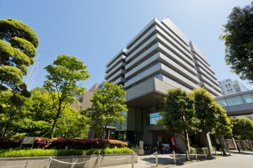 役所　港区役所（役所）まで592m