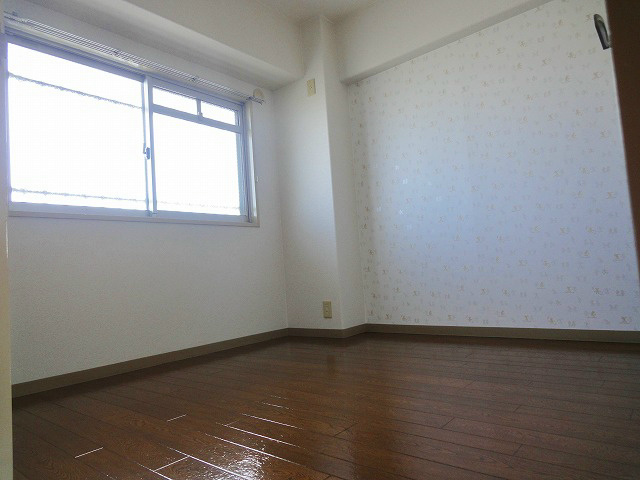 その他部屋・スペース　子供部屋・寝室に出来る洋室です。