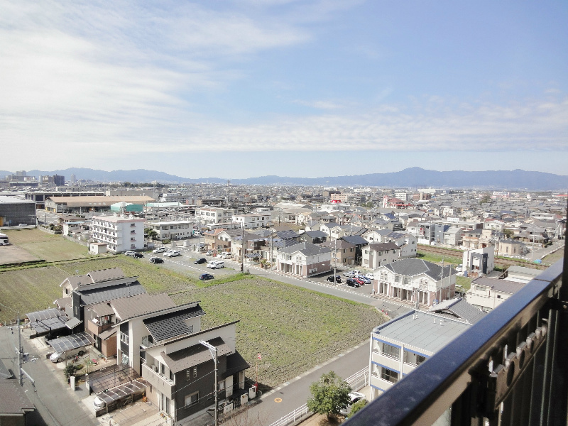 眺望　9階なので見晴らしも良いです。