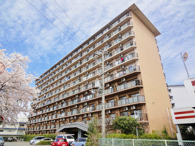 建物外観　人気の駅前高層マンションです！