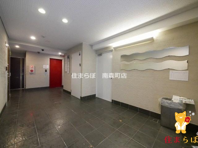 エントランス　共用部の印象も大切に