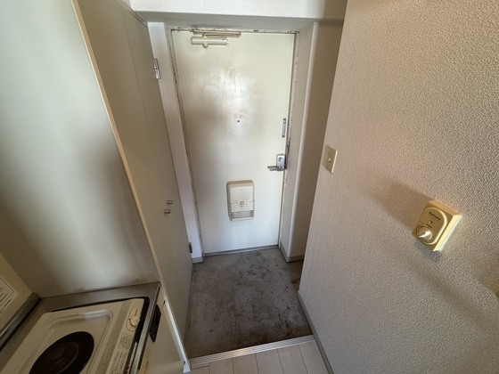 玄関　※別部屋の写真です