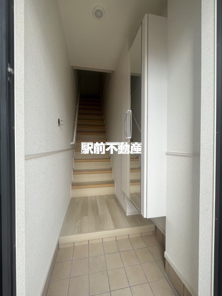 玄関　類似物件写真