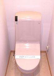 トイレ　トイレもきれいです