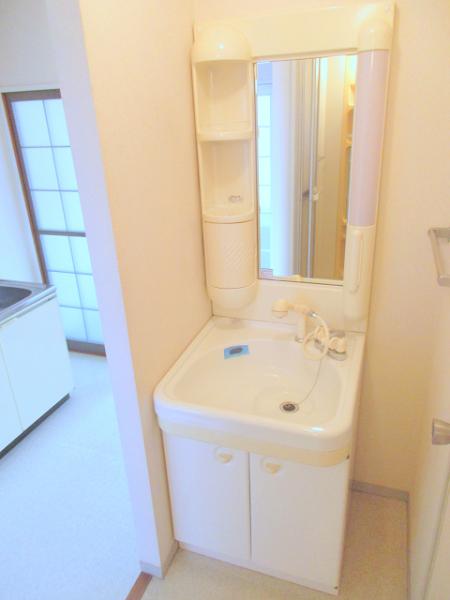 洗面設備　写真は別のお部屋のイメージです