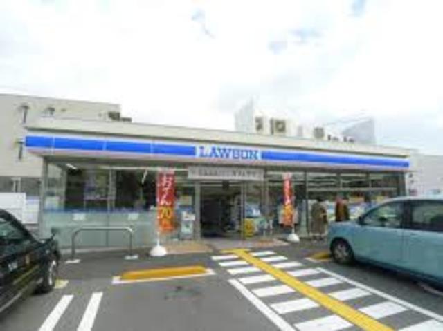 コンビニ　ローソン神戸大町二丁目店（コンビニ）まで589m