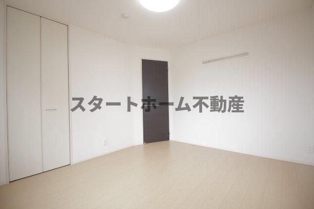 その他部屋・スペース　使い勝手のいい寝室です