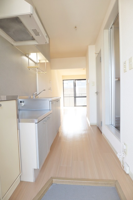 玄関　※同建物別のお部屋の写真となります。