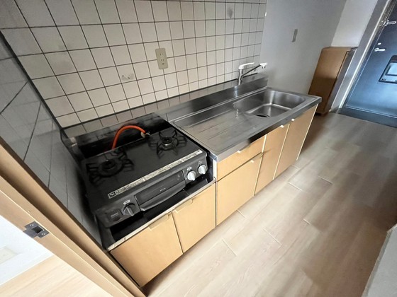 キッチン　※別部屋の写真です