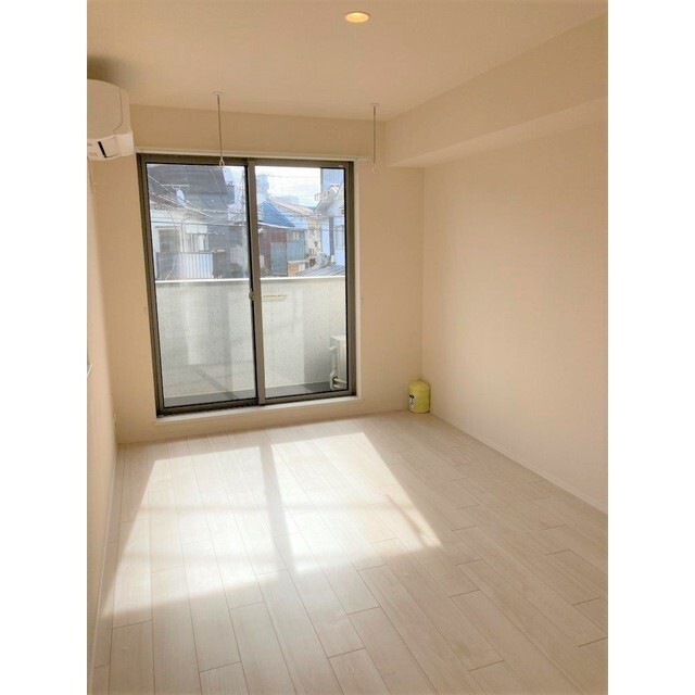 居室・リビング　※他のお部屋の写真です