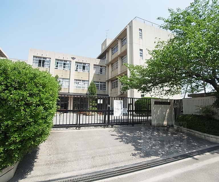 中学校　寺戸中学校（中学校）まで800m