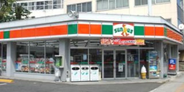 コンビニ　サンクス（コンビニ）まで787m