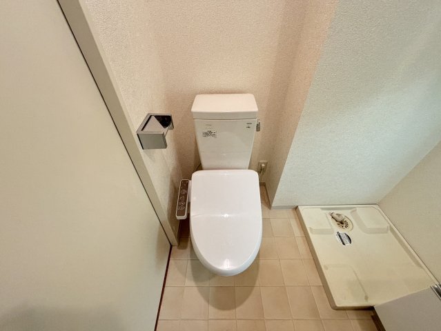 トイレ　※別部屋参照写真