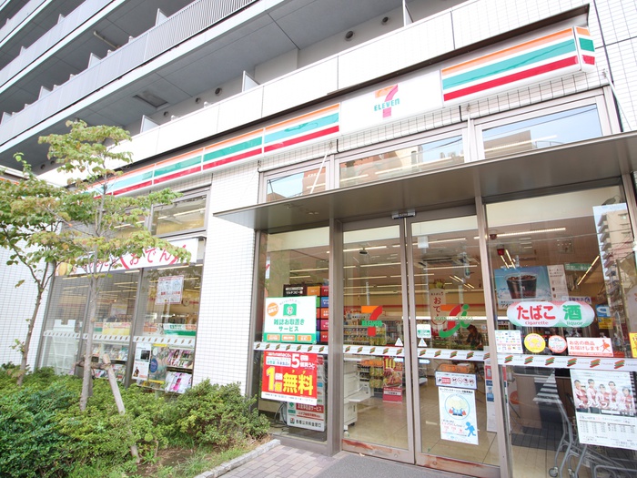 コンビニ　セブンイレブン（コンビニ）まで186m