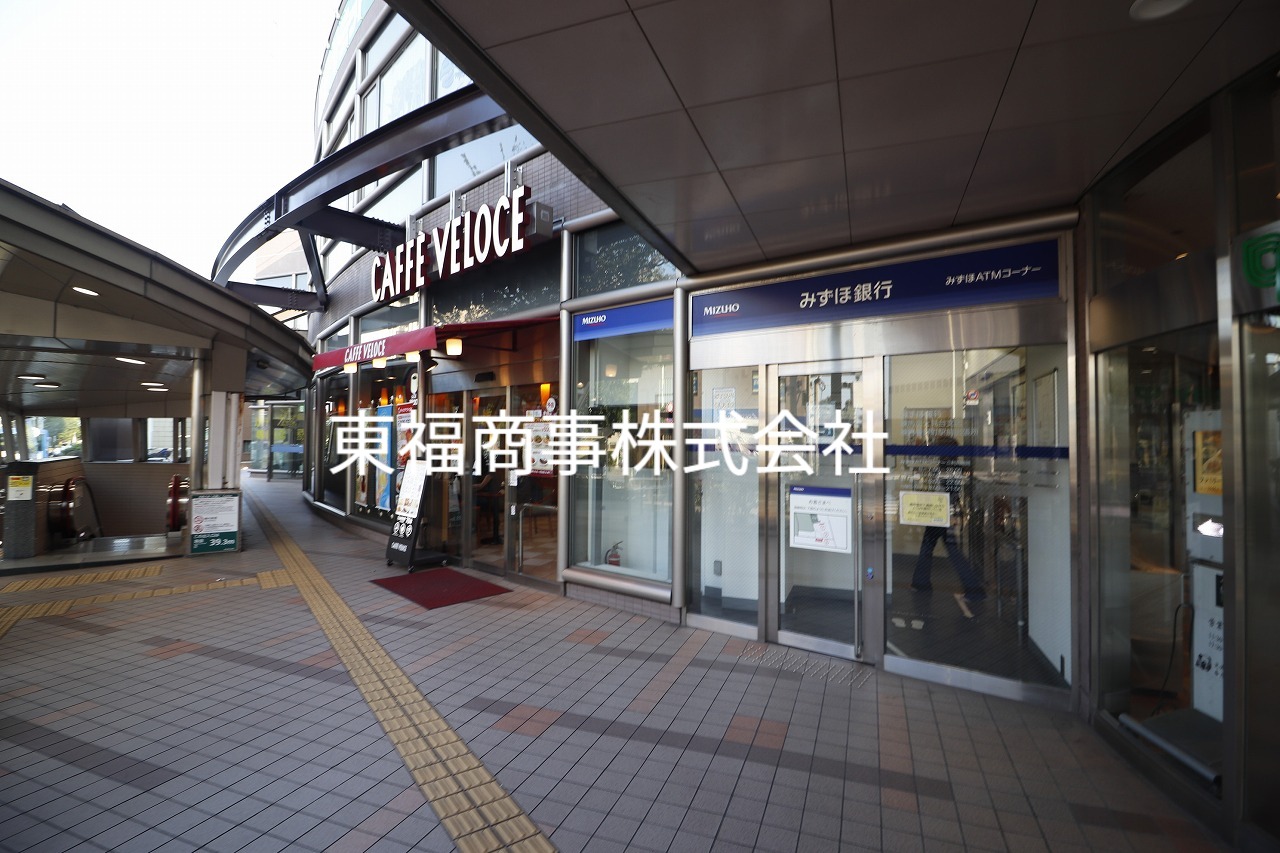 飲食店　カフェヴェローチェ練馬春日町店（飲食店）まで560m