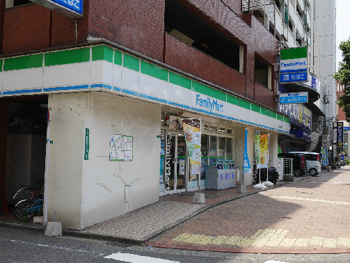 コンビニ　ファミリーマート 小倉片野四丁目店（コンビニ）まで171m