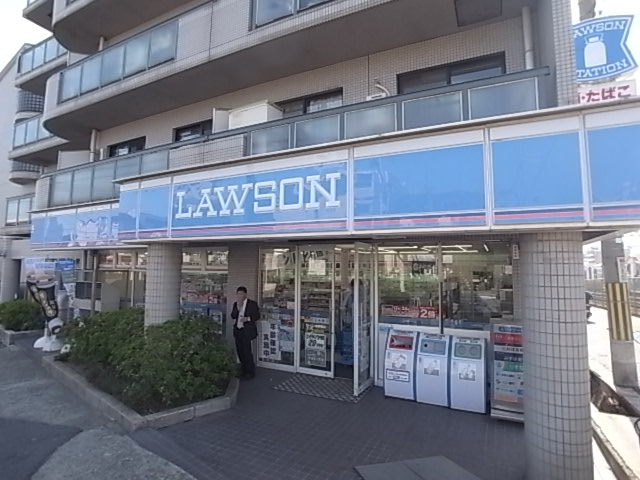 コンビニ　ローソン篠原南町店（コンビニ）まで602m