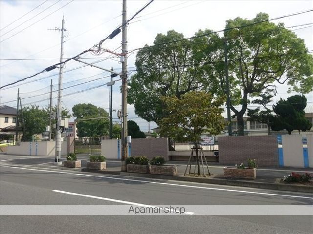 小学校　砂山小学校（小学校）まで409m