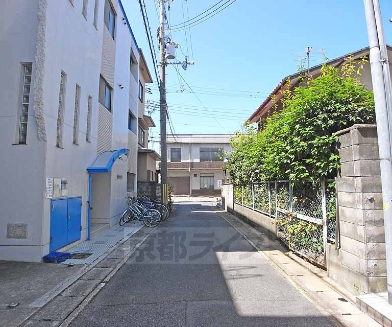 その他　こちらが淀駅方面