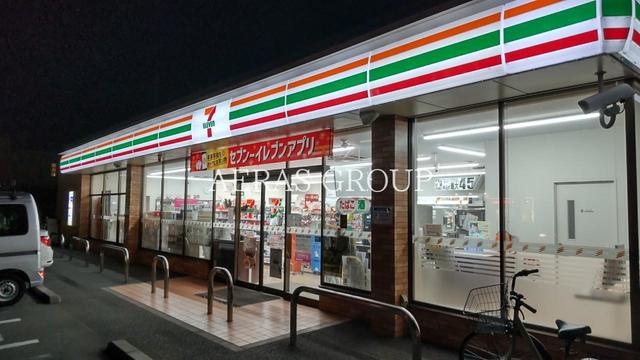 コンビニ　セブンイレブン大和林間店（コンビニ）まで158m