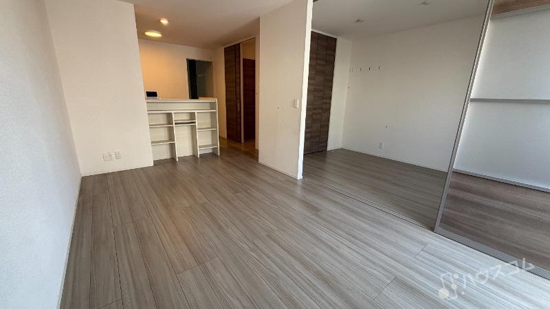 House S.YIIの居間写真