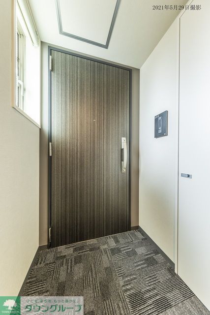 玄関　※写真は同タイプ住戸です。