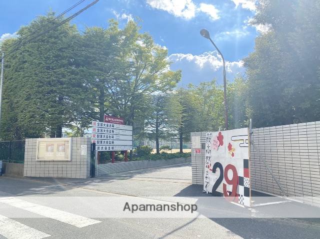 高校・高専　埼玉県立蕨高等学校（高校・高専）まで2445m