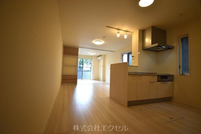 居室・リビング　13.1帖の広々としたお部屋♪