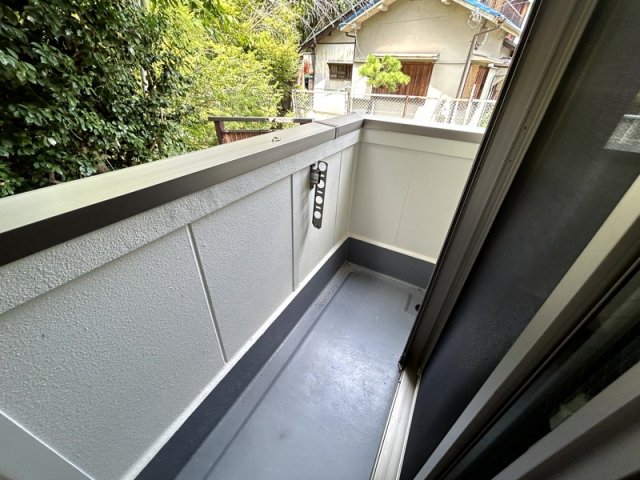 バルコニー　陽当たり良好なバルコニーです