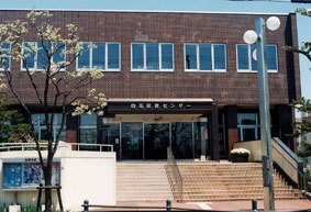 図書館　札幌市白石区民センター図書室（図書館）まで2191m