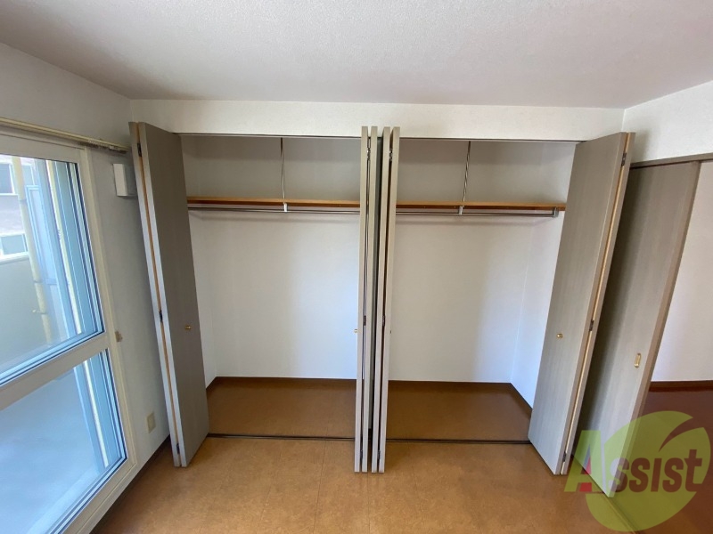 収納　収納もバッチリあるのでお部屋が片付きますよ！
