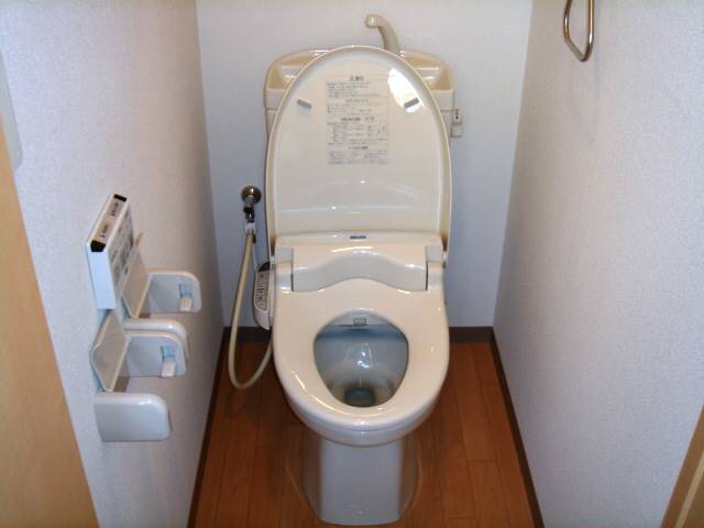 トイレ　ウォシュレット付きトイレ