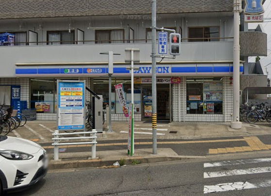 コンビニ　ローソン JR八田駅前店（コンビニ）まで160m