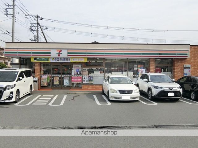 コンビニ　セブン－イレブン長泉桜堤２丁目店（コンビニ）まで9m