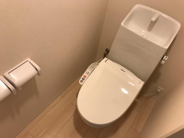 トイレ　シャワー付トイレ