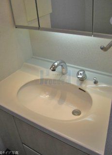 洗面設備　使いやすい独立洗面台☆