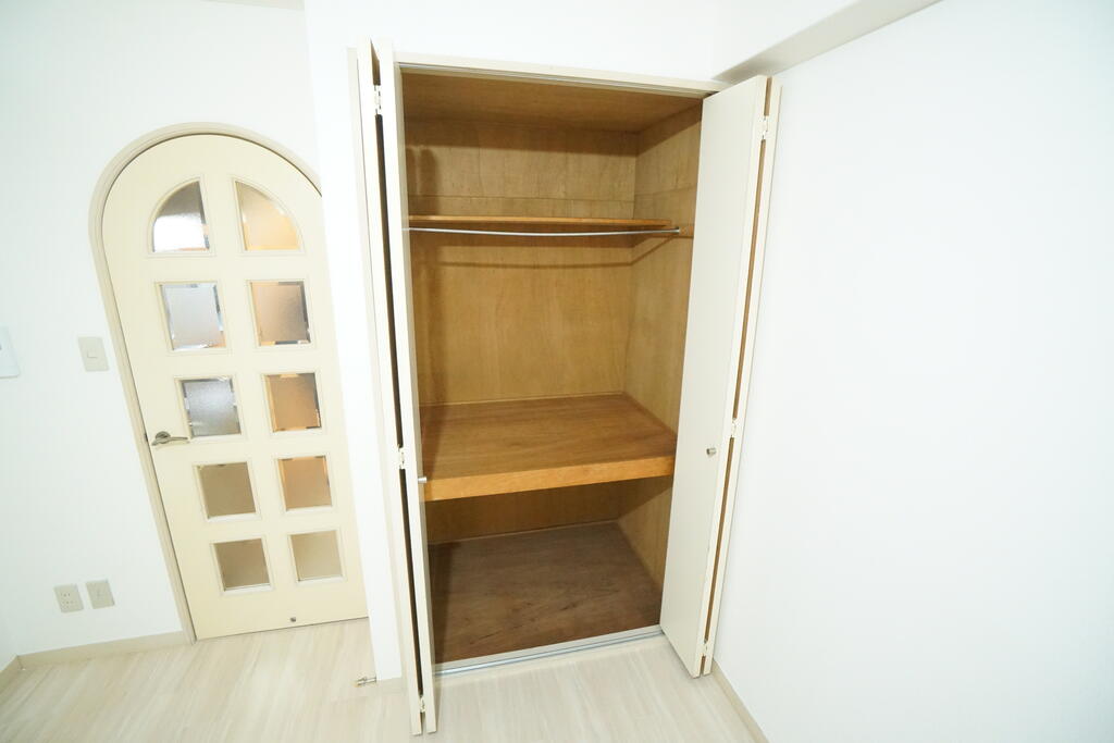 収納　※同物件別号室の参考写真です。