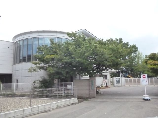 幼稚園・保育園　古牧あけぼの幼稚園（幼稚園・保育園）まで530m