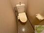 トイレ　こちらはトイレです。清潔感があり、安心して使用できます。