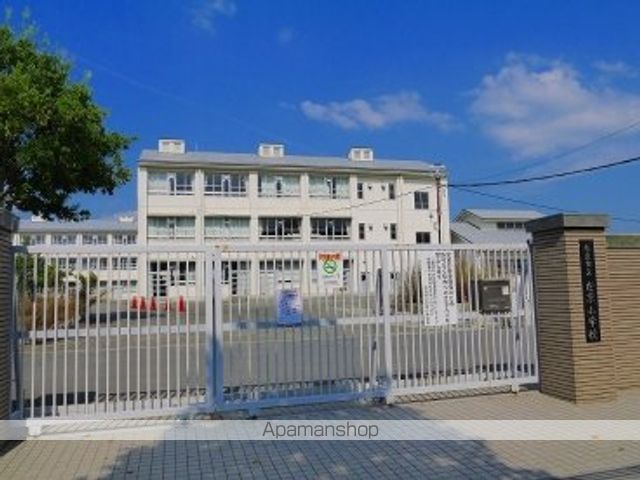 小学校　奈良市立左京小学校（小学校）まで2099m
